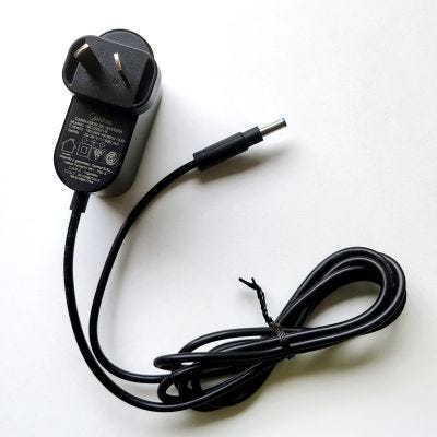 Cargador para Batería de Aspiradora Stick 2 en 1 VS-U016WAR1